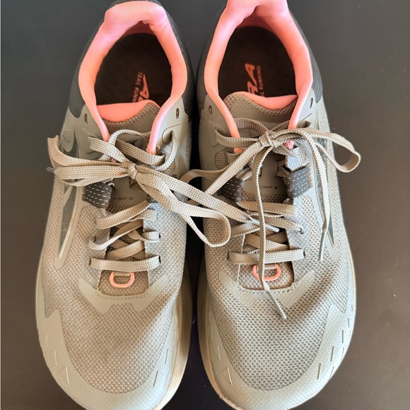 Altra Women's Timp 5 Trail Running Shoe - Picture 2 of 7